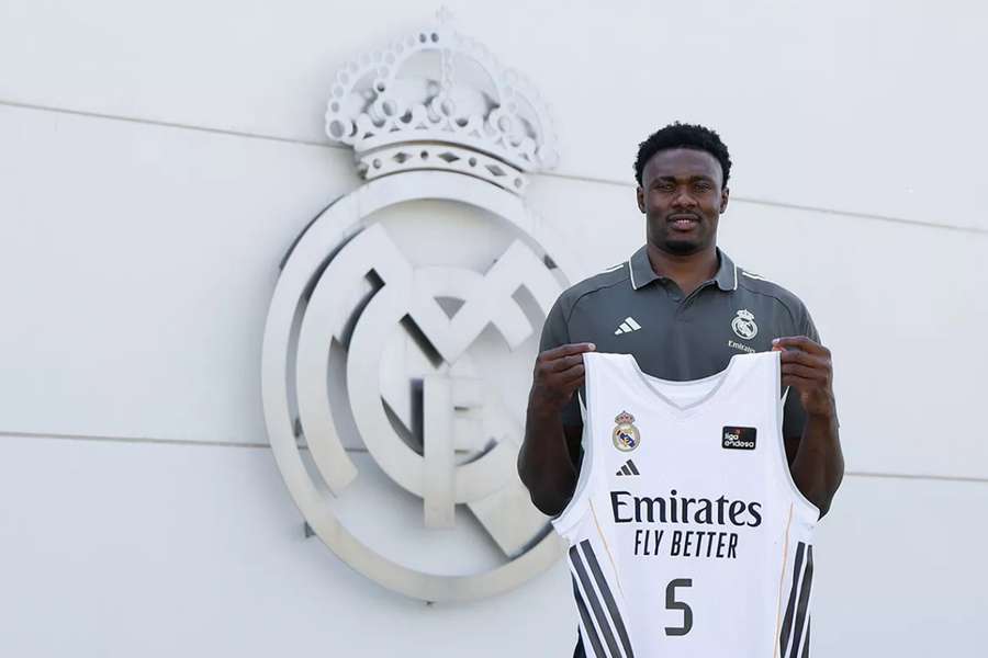El Real Madrid sustituye a Garuba con Mady Sissoko El Real Madrid sustituye a Garuba con Mady Sissoko