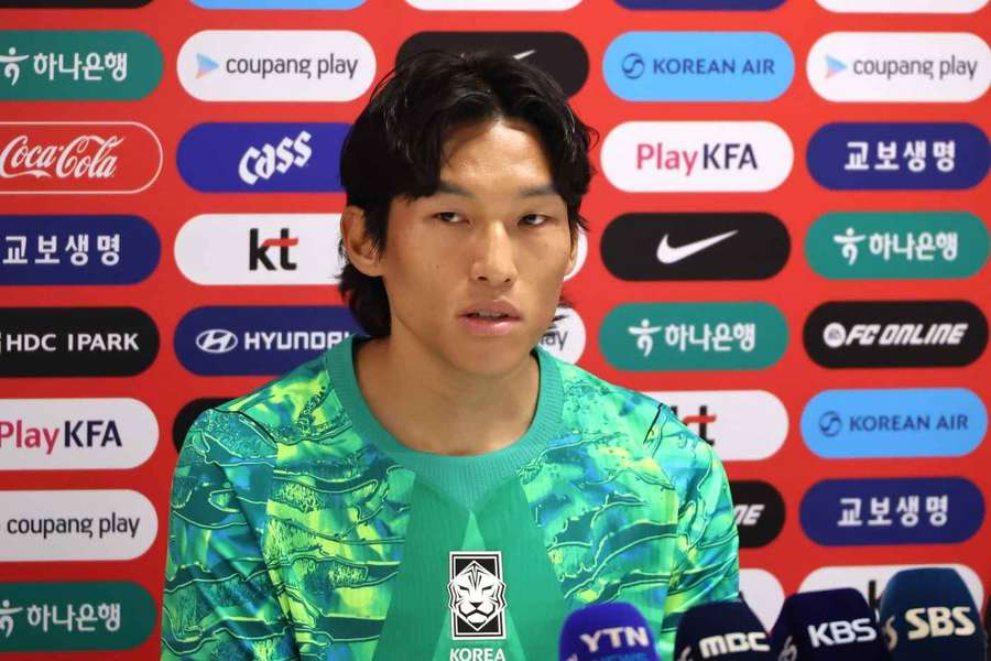 Kim Seung-Gyu auf der Pressekonferenz am Sonntag