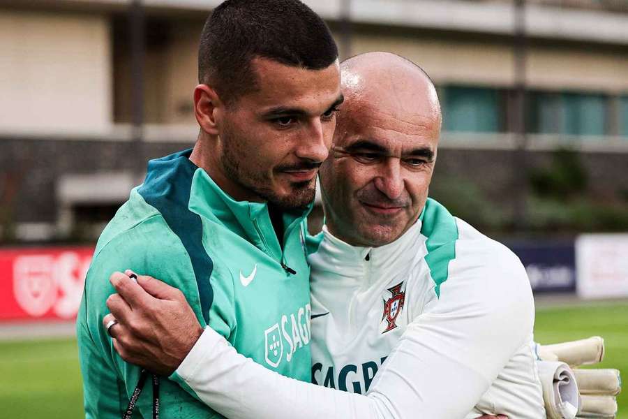Ricardo Velho com Roberto Martínez