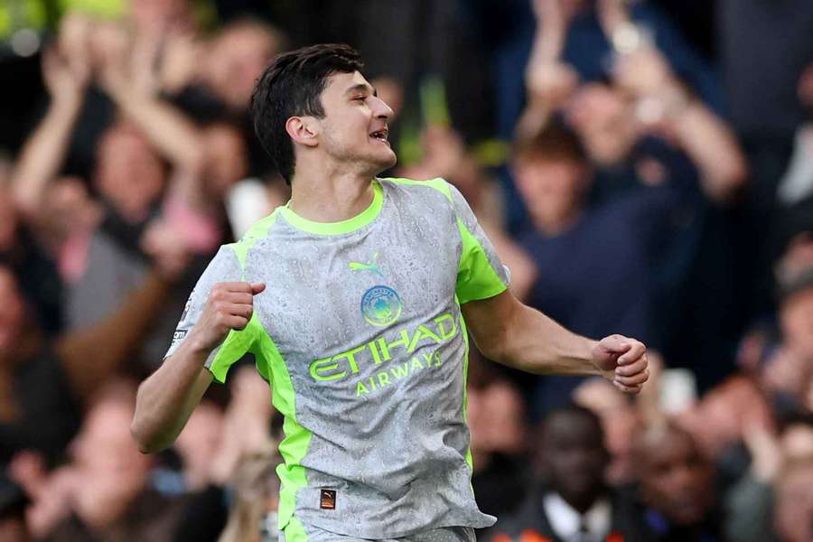 Obránce Manchesteru City Abdukodir Khusanov