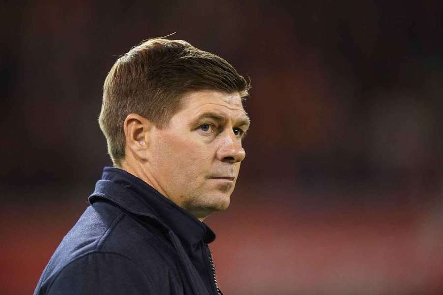 Gerrard deixa o clube saudita Al-Ettifaq