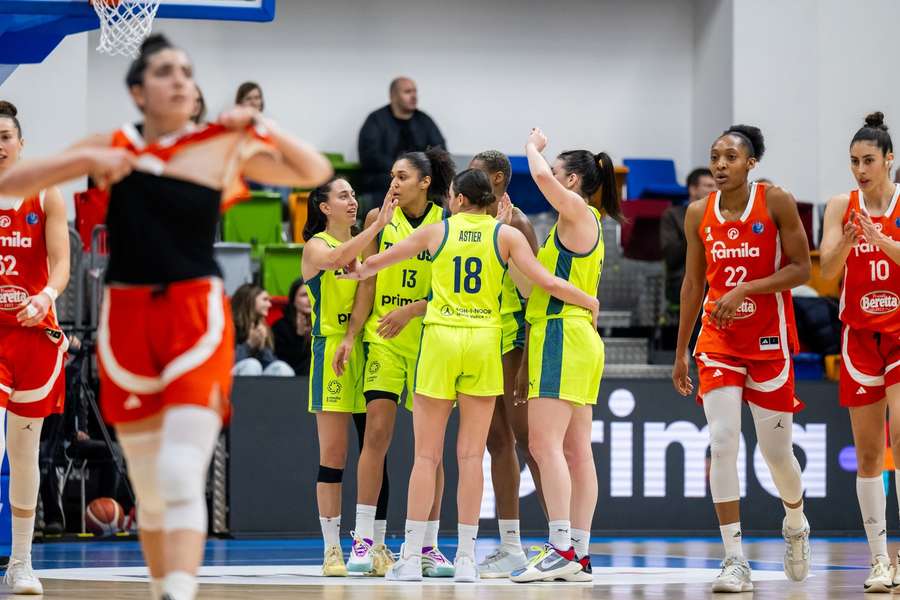 Hráčky USK porazily Flammes Carolo.