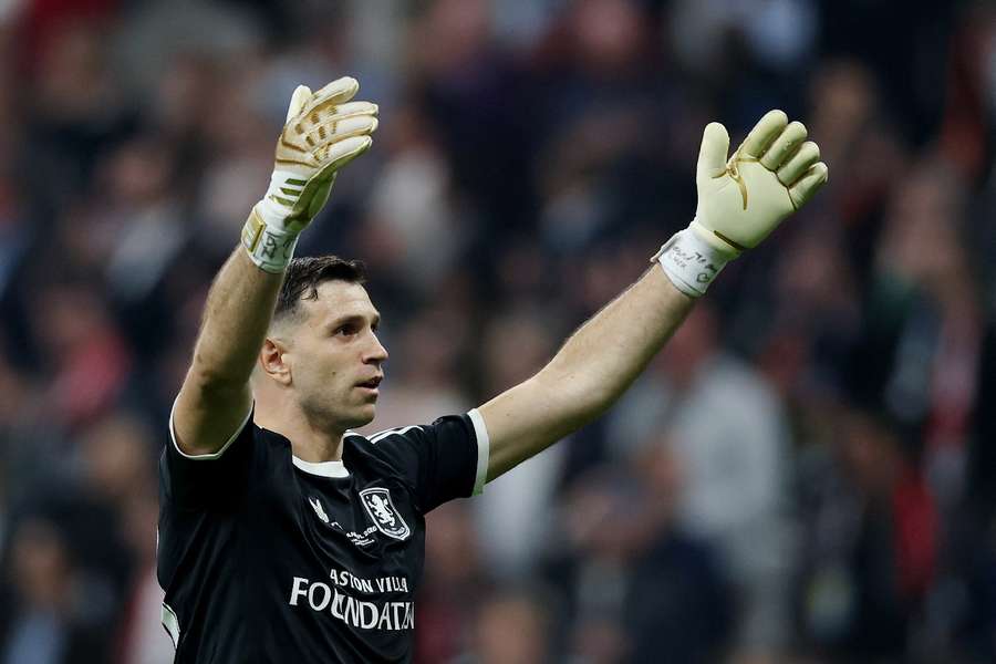 Emi Martinez celebrating Europa League triumph