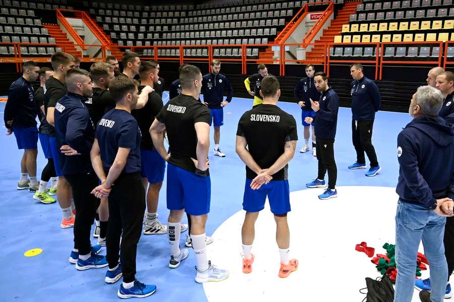 Hádzanári spoznali svojich súperov.