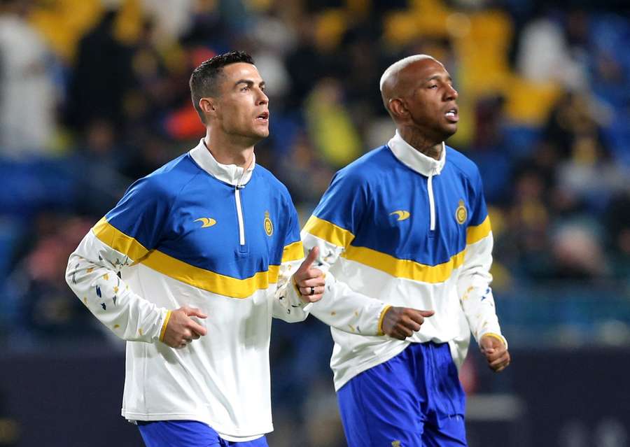 Ronaldo and Talisca warming up for Al-Nassr