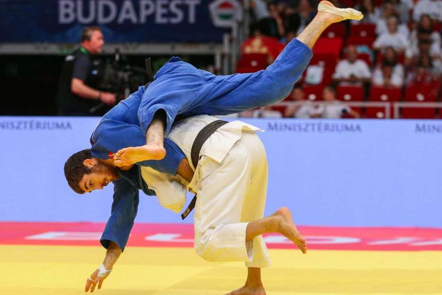 Russos e bielorrussos vão poder competir no Mundial em Doha