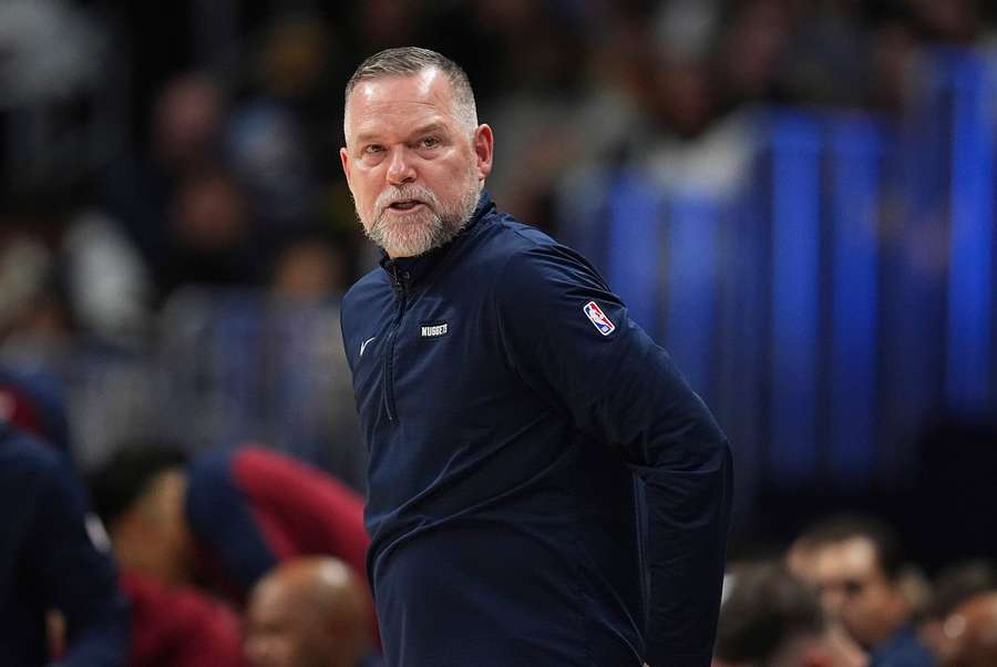 With just a few days to go before the play-offs, Denver sack coach Mike Malone