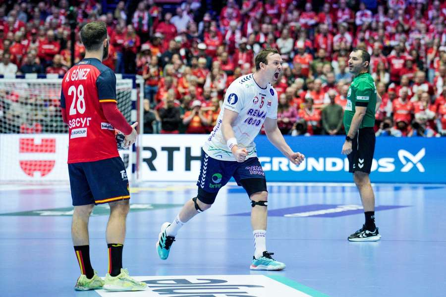 Norway's Sander Sagosen celebrates after the tight finish against Spain