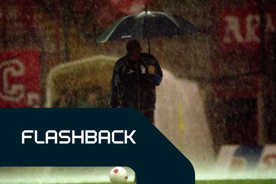 14 maggio 2000: Pierluigi Collina sul pantano di Perugia