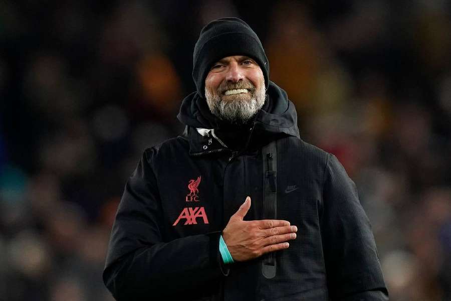 Liverpool se află pe "mâini bune" deși nu cheltuie precum Chelsea, spune Klopp