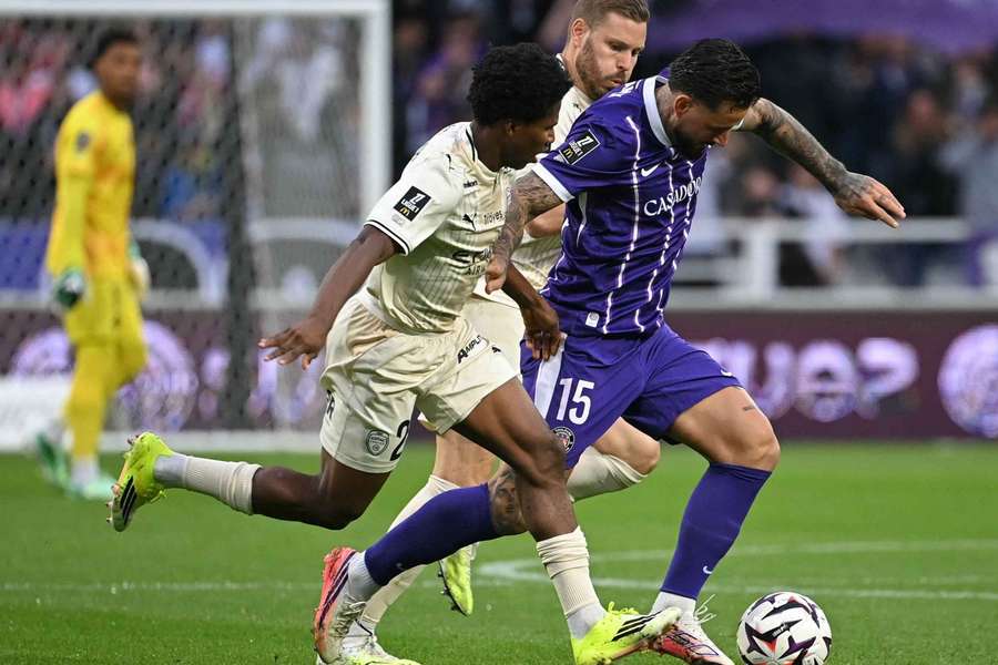 Troyes stoppe sa série de cinq défaites, Toulouse tenu en échec Troyes stoppe sa série de cinq défaites, Toulouse tenu en échec