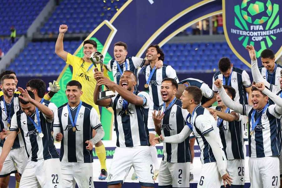 Pachuca ridică Cupa Challenger 