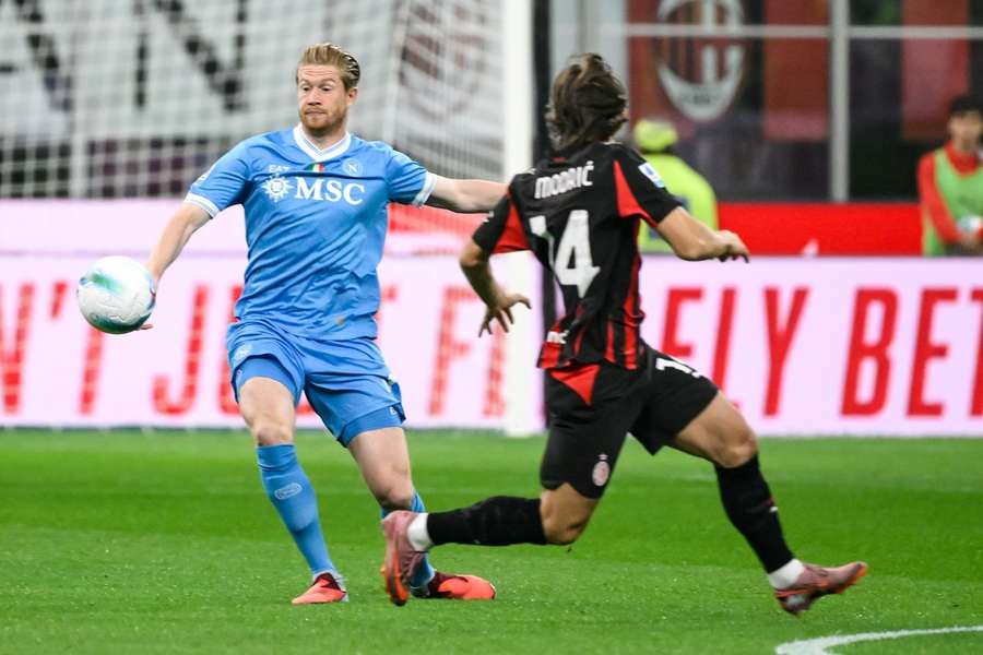 Kevin De Bruyne, în duel cu Luka Modric
