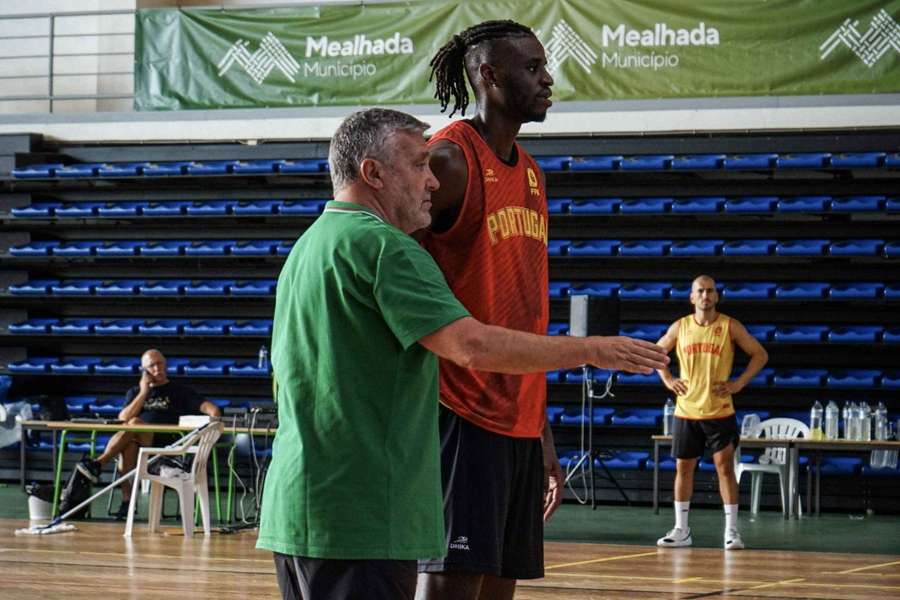 Portugal prepara fase final do Europeu no Luso