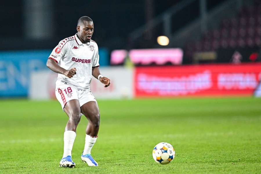 Kader Keita, în timpul duelului CFR - Rapid din play-off