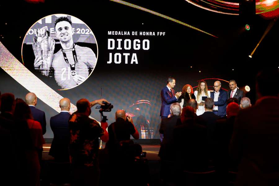 Medalha de Honra para Diogo Jota Medalha de Honra para Diogo Jota