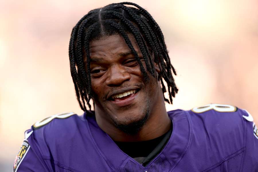 Er valt momenteel veel te lachen voor Lamar Jackson en de Baltimore Ravens