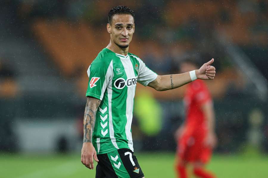 Antony felt disrespected before leaving Man Utd