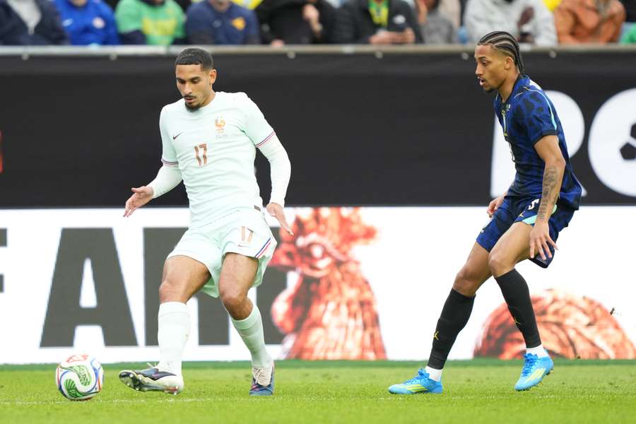 Mbappé sur le banc, le XI entièrement renouvelé : la France change tout contre la Colombue Mbappé sur le banc, le XI entièrement renouvelé : la France change tout contre la Colombue