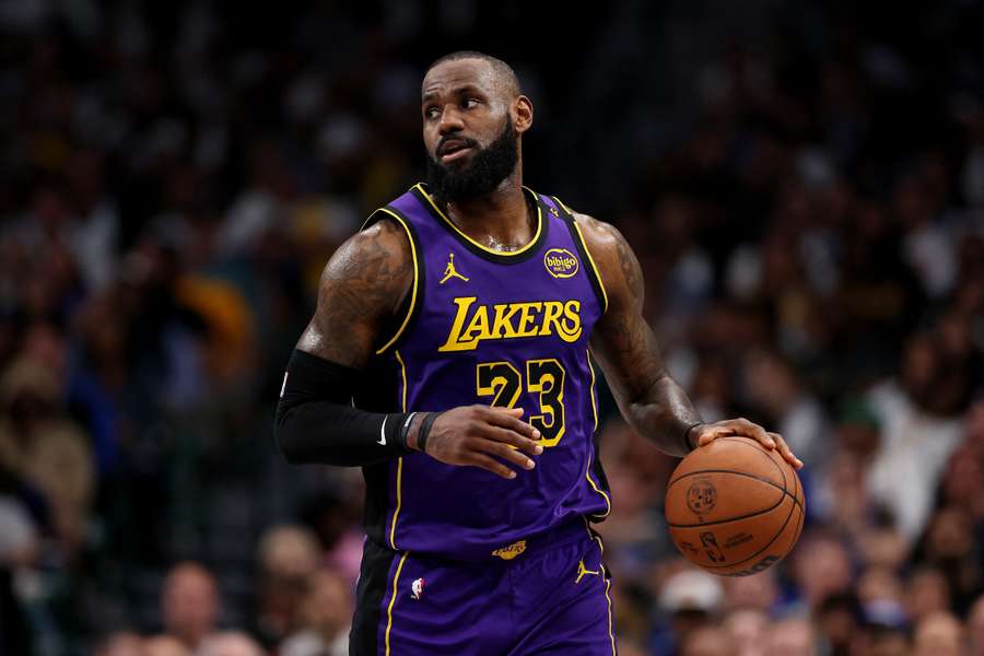 LeBron James, en un partido con los Lakers