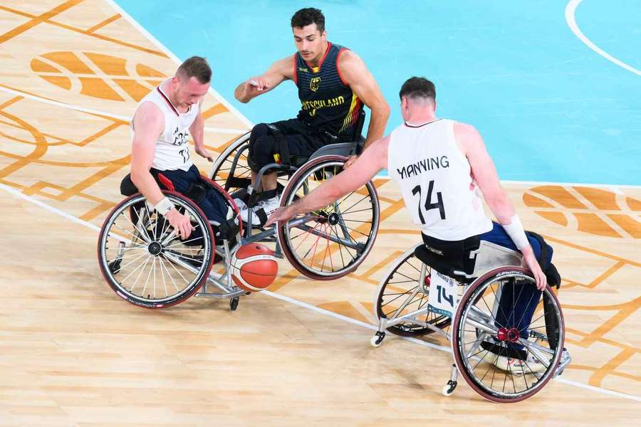 Team GB's Paralympic basketball side in action