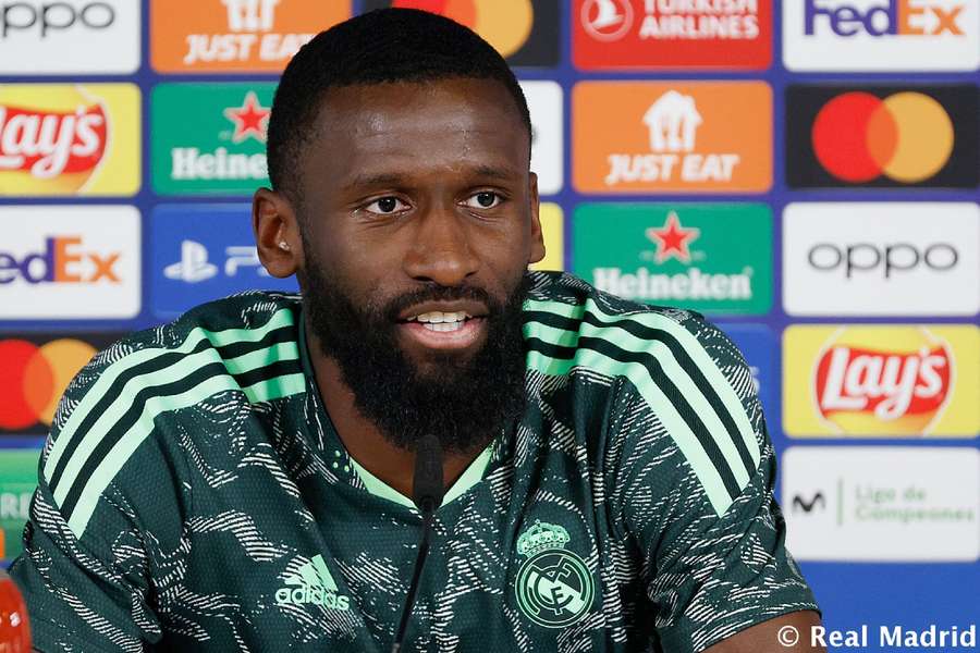 Antonio Rudiger durante la rueda de prensa previa al Real Madrid - Liverpool.