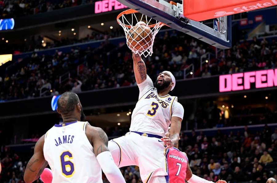 Resumo da NBA: Anthony Davis faz 55 pontos e Lakers vencem os Wizards