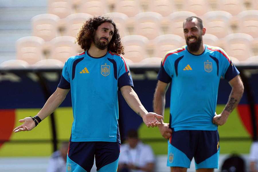 Cucurella no treino da seleção espanhola Cucurella no treino da seleção espanhola