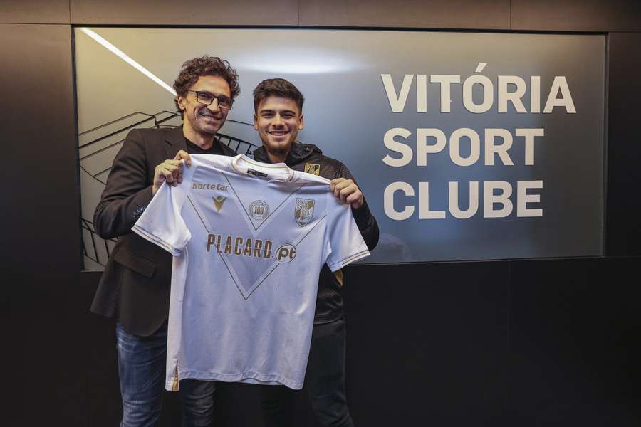 Jota Pereira assinou até 2024