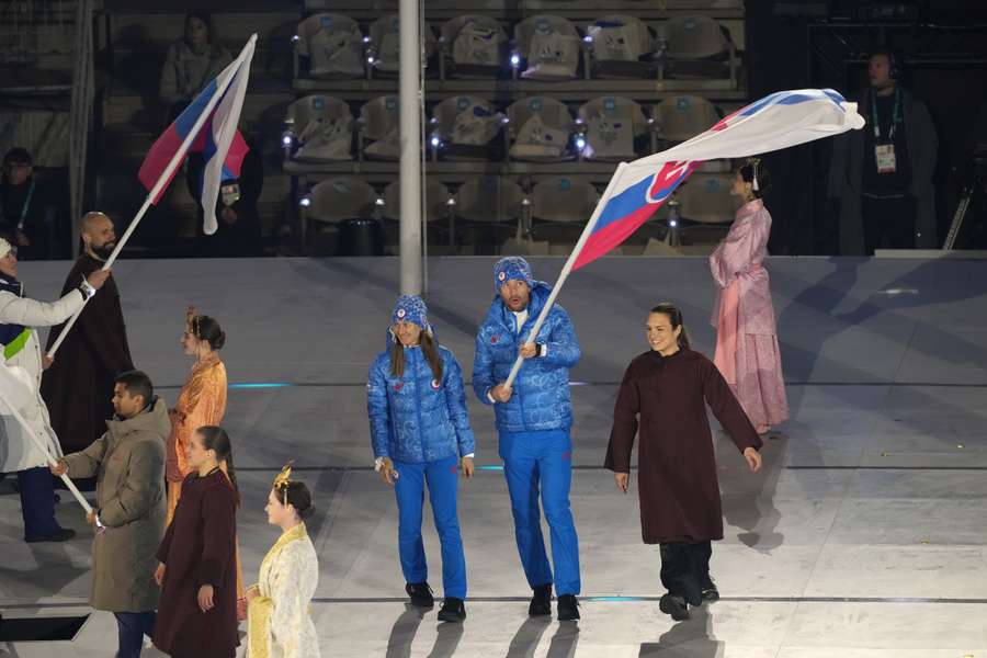 Šiarnik a Cullyová na záverečnom ceremoniáli.