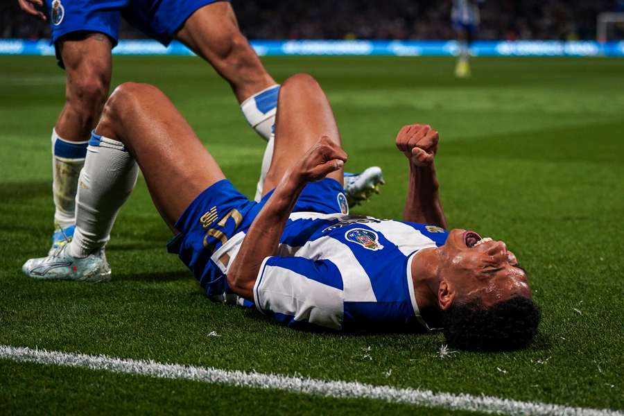 Alberto Costa celebra golo Alberto Costa celebra golo