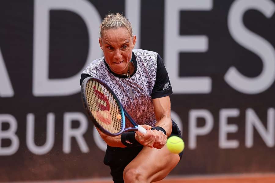 Arantxa Rus won met gemak in de achtste finale in Hamburg