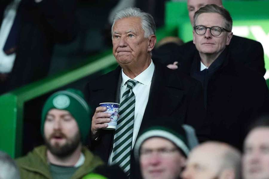 Peter Lawwell tritt zurück. Peter Lawwell tritt zurück.