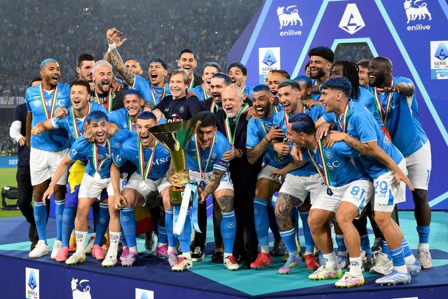 Napoli president De Laurentiis talks up Conte after title triumph; coy on his future
