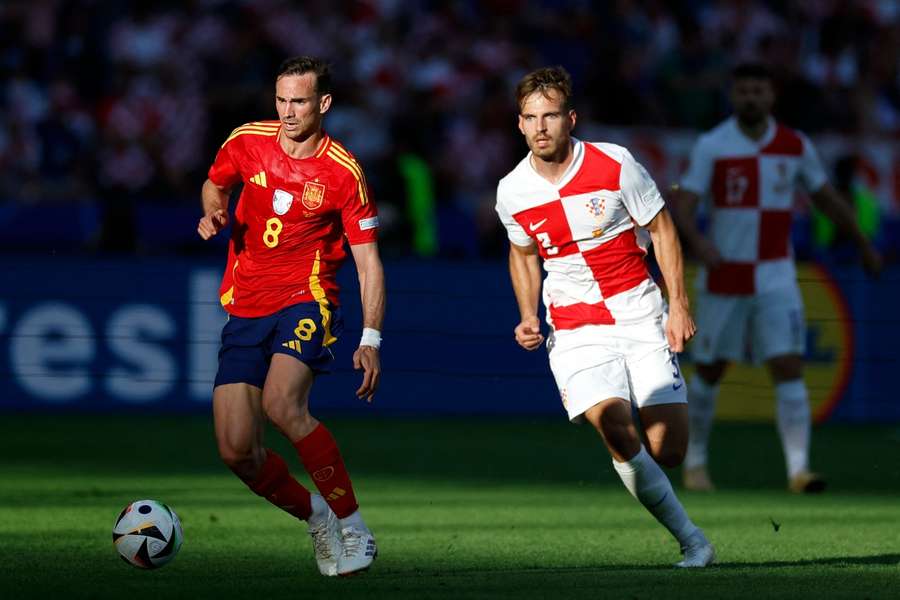 Fabián, ante Pongracic en el España-Croacia de la Eurocopa de Alemania 2024 Fabián, ante Pongracic en el España-Croacia de la Eurocopa de Alemania 2024