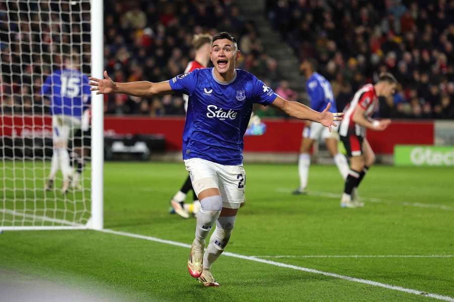 Everton trigger option to sign Alcaraz in permanent deal