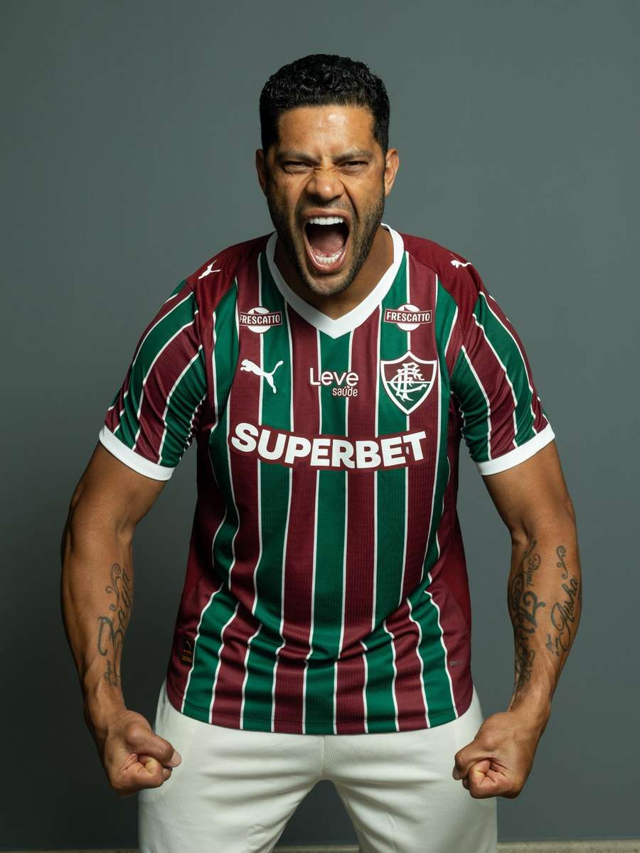 Hulk assinou com Fluminense até o fim de 2027