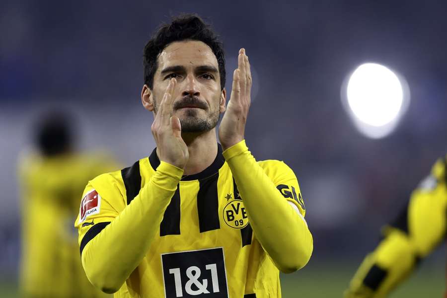 Mats Hummels heeft zijn contract verlengd