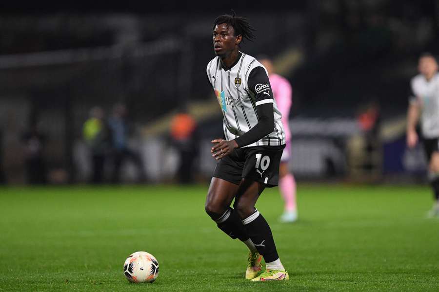 Quévin Castro ao serviço do Notts County em Inglaterra Quévin Castro ao serviço do Notts County em Inglaterra