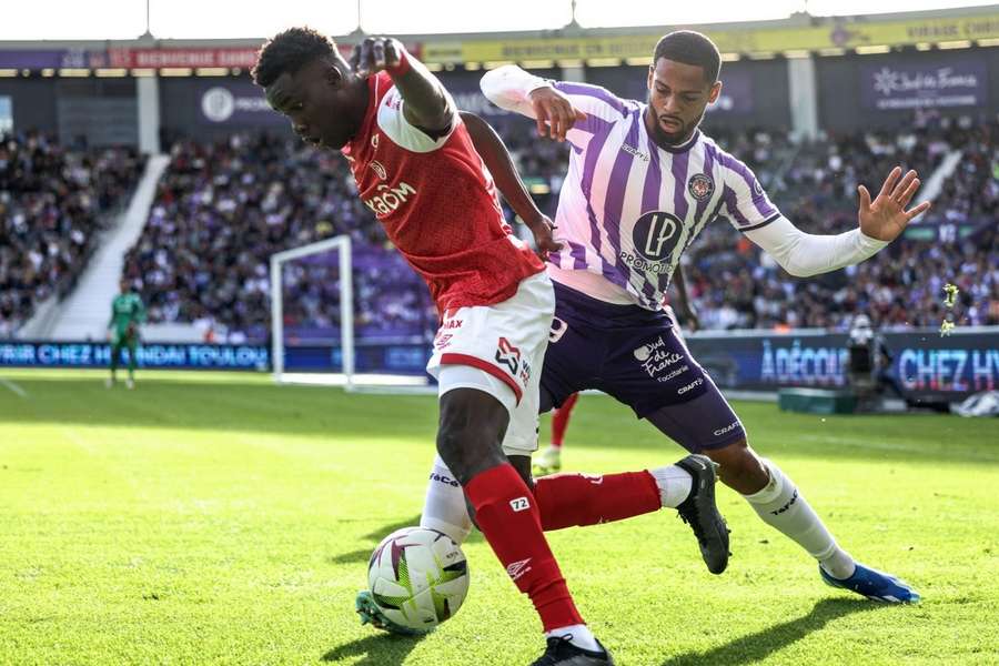 Joseph Okumu contre Toulouse cette saison.