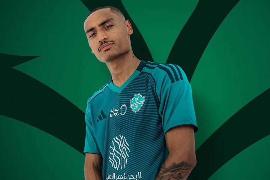 Enzo Millot přestoupil ze Stuttgartu do Al Ahli. Enzo Millot přestoupil ze Stuttgartu do Al Ahli.
