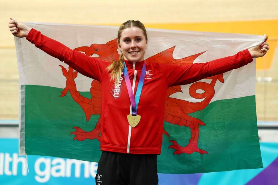 Emma Finucane after winning gold Emma Finucane after winning gold