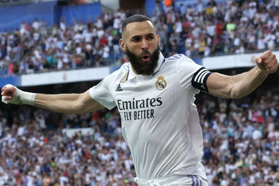 Benzema chegou ao hat-trick em 42 minutos