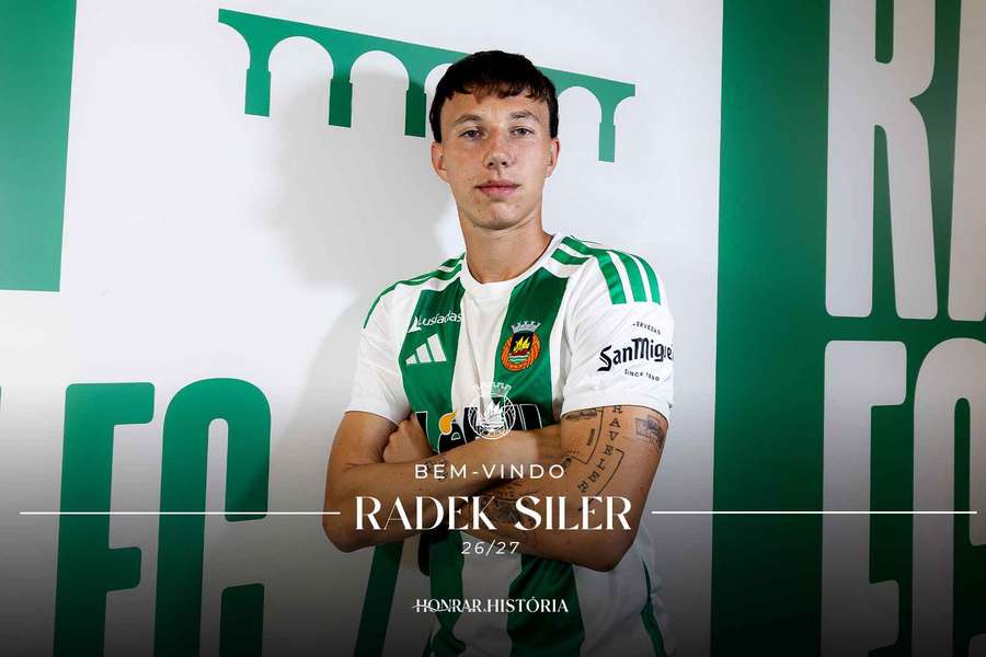 Šiler transferiu-se do Podbrezová para o Rio Ave Šiler transferiu-se do Podbrezová para o Rio Ave
