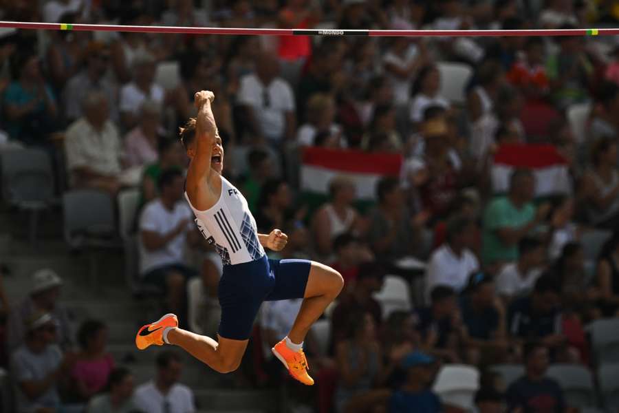 Collet en finale à la perche, Lamote en demi-finales du 800 m