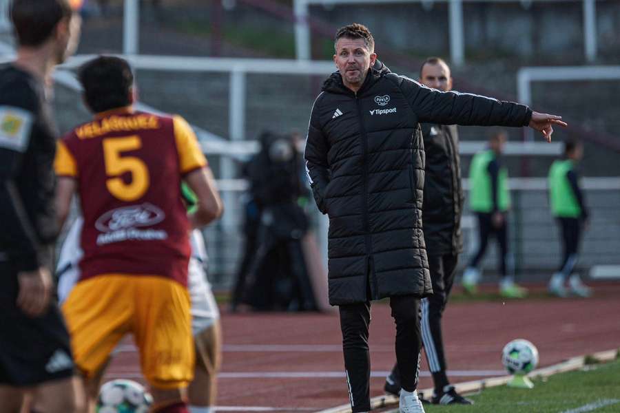 Livesport Daily #705: Půjdeme pragmaticky za záchranou, to je náš sen, říká Holoubek