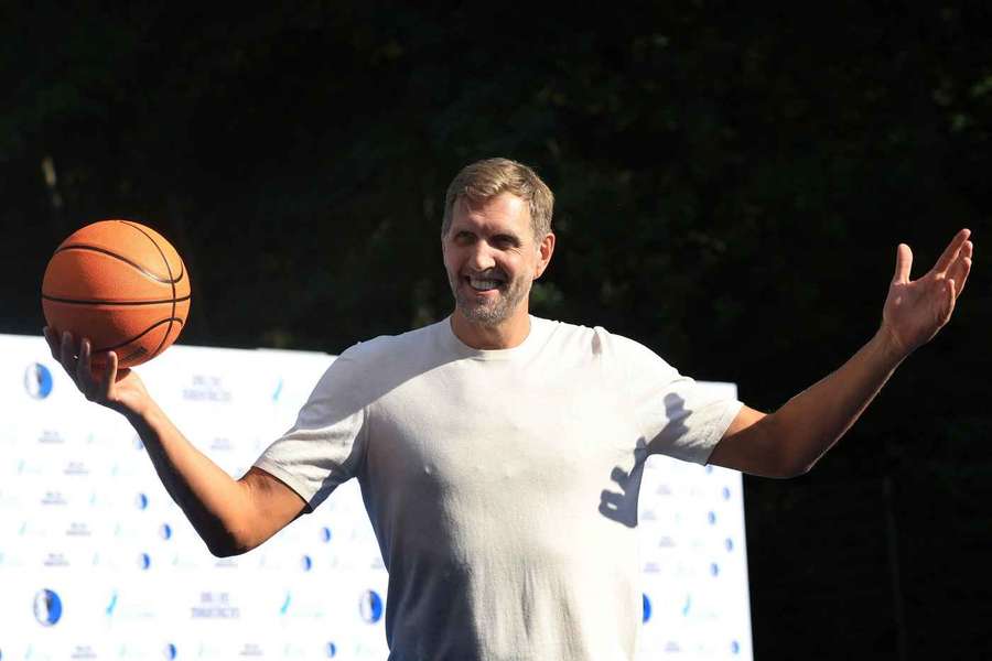 Dirk Nowitzki
Dirk Nowitzki