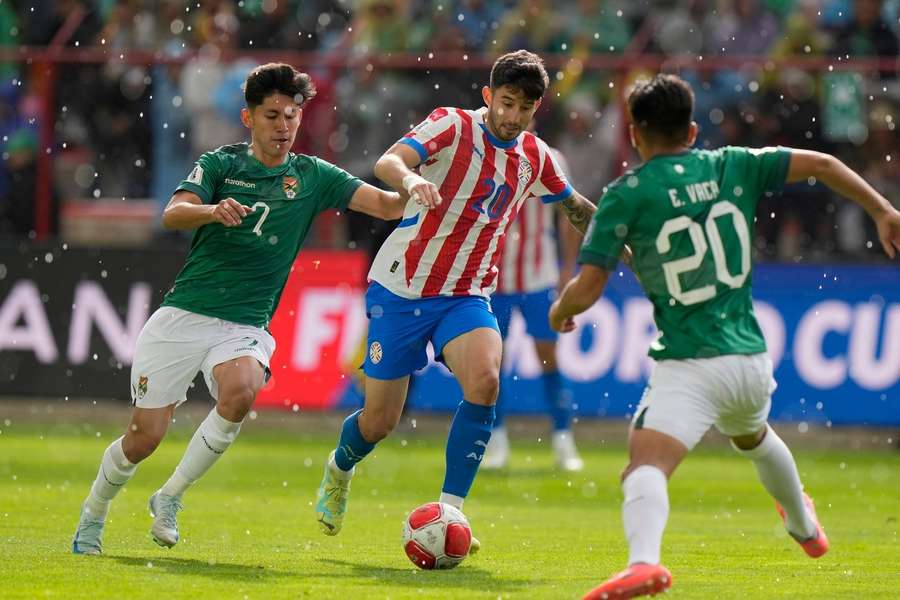 Paraguay y Bolivia firman tablas en El Alto.