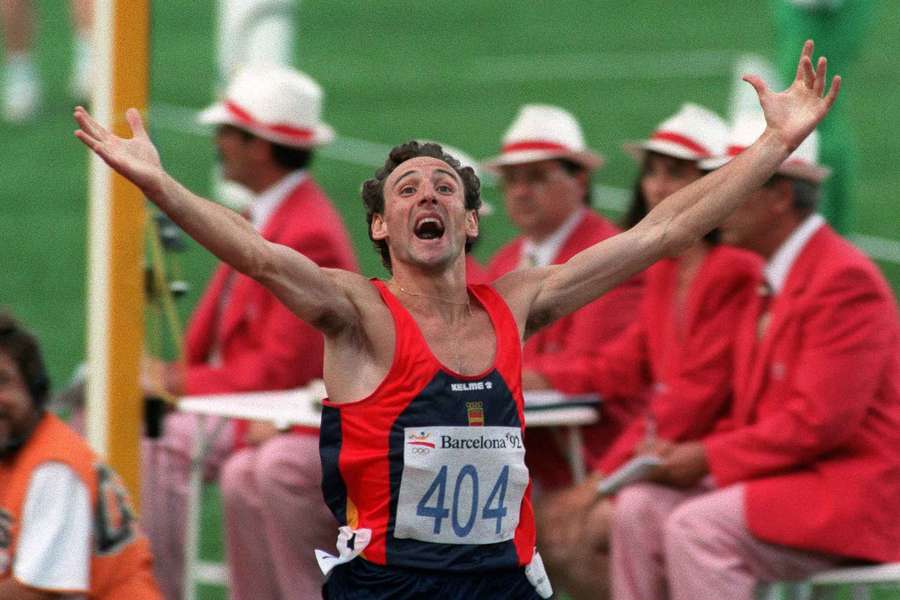 Fermín Cacho, ganando el oro en los Juegos de Barcelona