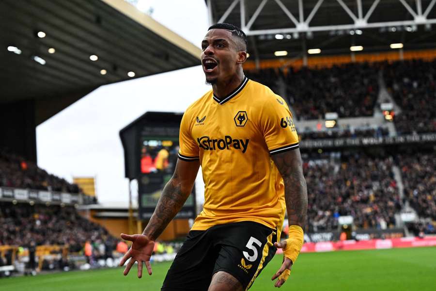 Lemina abriu o placar para o Wolverhampton